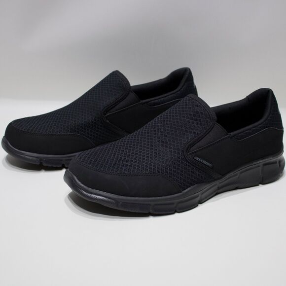 Skechers Equalizer Memory Foam Slip On Black Sneakers Men Size 11 - Minimal Wear - Picture 1 of 15
